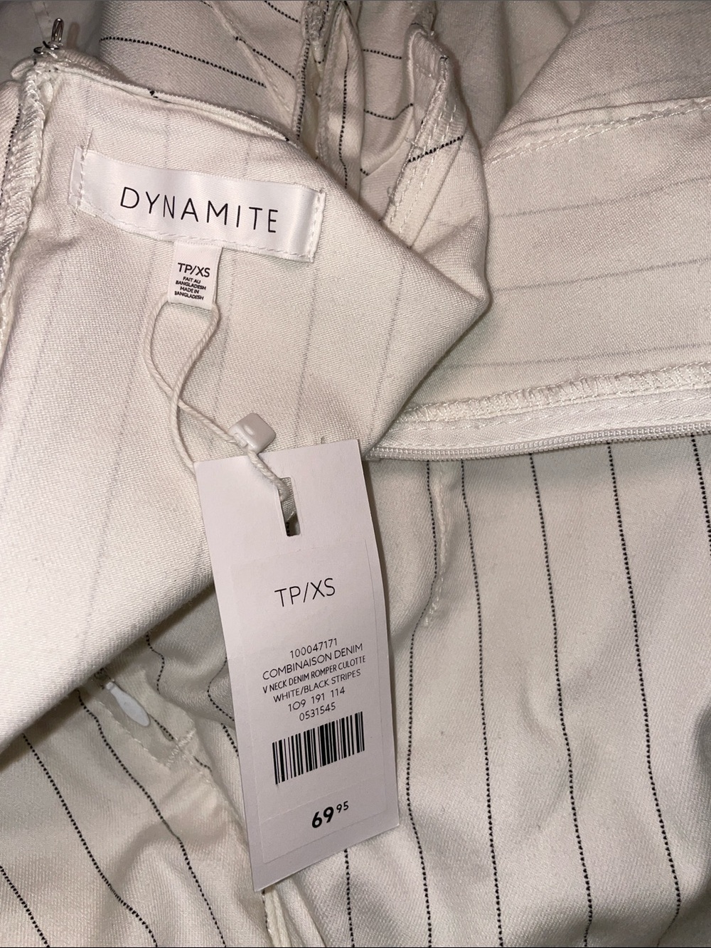NWT - DYNAMITE White Denim Pinstripe V-Neck Sleeveless Jumpsuit XS NEW - Picture 4 of 5